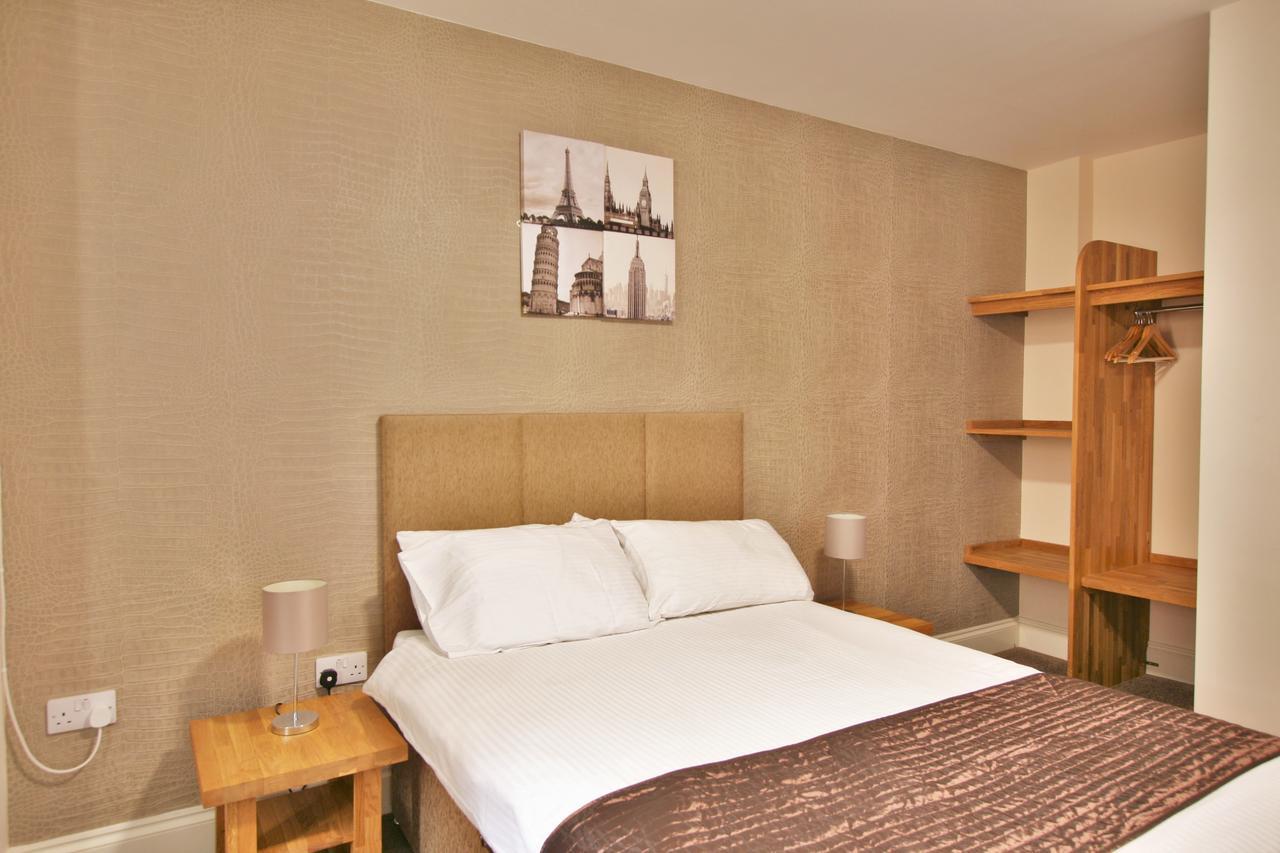Central Studios Gloucester Place By Roomsbooked Cheltenham Esterno foto