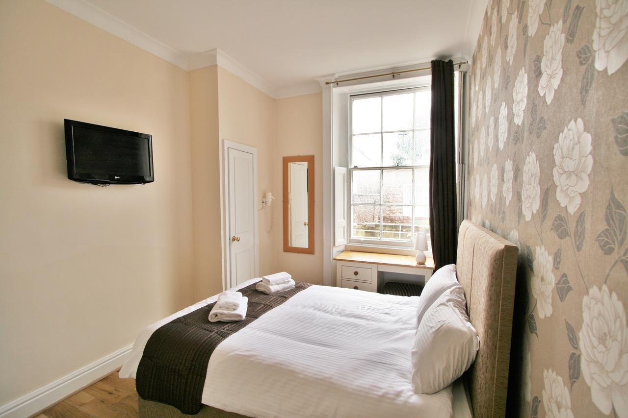Central Studios Gloucester Place By Roomsbooked Cheltenham Esterno foto